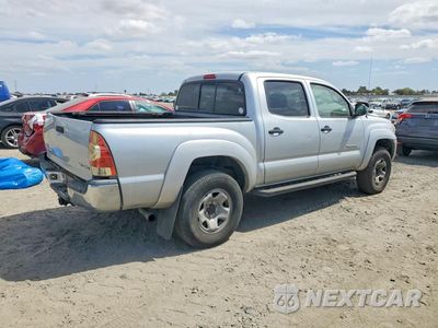 Trzecie zdjęcie samochodu z tyłu: 2005 TOYOTA TACOMA DOUBLE CAB PRERUNNER VIN:5TEJU62N45Z060911 - miniatura