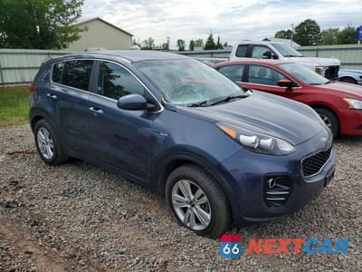 Czwarte zdjęcie samochodu z boku: 2018 KIA SPORTAGE LX VIN:KNDPMCAC4J7490478 - miniatura