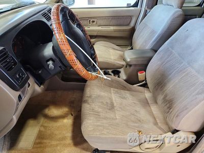 Zdjęcie 7 z 12 samochodu: 2000 NISSAN FRONTIER XE VIN:1N6ED27T2YC392394 - miniatura