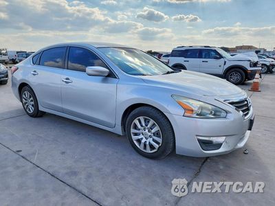 Czwarte zdjęcie samochodu z boku: 2014 NISSAN ALTIMA 2.5 S VIN:1N4AL3AP6EC403887 - miniatura