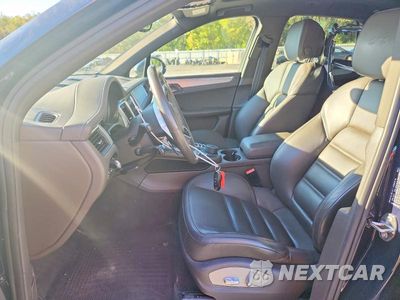 Zdjęcie 7 z 12 samochodu: 2018 PORSCHE MACAN GTS VIN:WP1AG2A53JLB65674 - miniatura