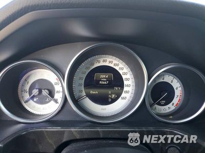Zdjęcie 9 z 12 samochodu: 2014 MERCEDES-BENZ E350 VIN:WDDHF5KB3EA841363 - miniatura