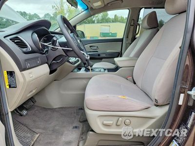 Zdjęcie 7 z 13 samochodu: 2016 KIA SEDONA LX VIN:KNDMB5C14G6193113 - miniatura