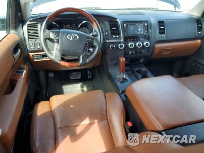 Zdjęcie 8 z 14 samochodu: 2018 TOYOTA SEQUOIA PLATINUM VIN:5TDDY5G1XJS159158 - miniatura