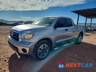 2011 TOYOTA TUNDRA DOUBLE CAB SR5 5TFRM5F17BX025738 - główne zdjęcie licytacji z USA - miniatura
