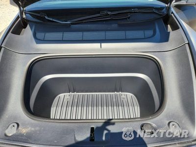 Zdjęcie 11 z 12 samochodu: 2026 TESLA MODEL Y VIN:7SAYGDEE7TA735221 - miniatura