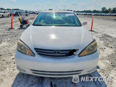 Piąte zdjęcie samochodu w środku: 2003 TOYOTA CAMRY LE VIN:4T1BE32K43U156514 - miniatura