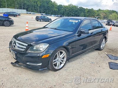 2013 MERCEDES-BENZ C 300 4MATIC WDDGF8AB8DG098807 - główne zdjęcie licytacji z USA - miniatura