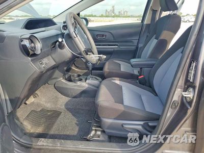 Zdjęcie 7 z 12 samochodu: 2020 TOYOTA PRIUS C VIN:JTDKDTB35L1636868 - miniatura
