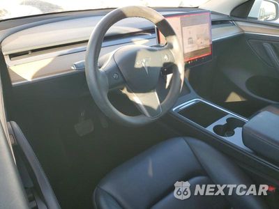 Zdjęcie 8 z 13 samochodu: 2023 TESLA MODEL Y VIN:7SAYGAEE1PF804332 - miniatura