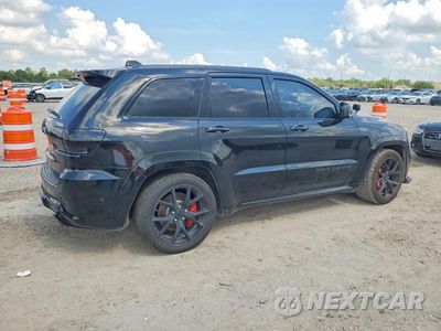 Trzecie zdjęcie samochodu z tyłu: 2017 JEEP GRAND CHEROKEE SRT-8 VIN:1C4RJFDJ1HC853835 - miniatura