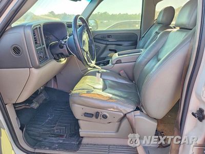 Zdjęcie 7 z 13 samochodu: 2003 CHEVROLET TAHOE C1500 VIN:1GNEC13Z03J226753 - miniatura