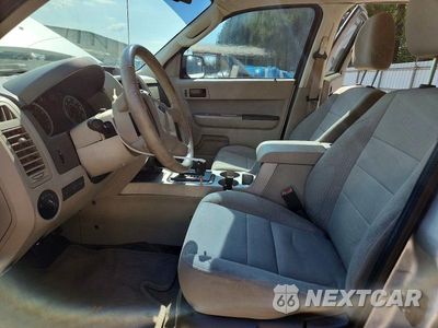 Zdjęcie 7 z 13 samochodu: 2010 FORD ESCAPE XLT VIN:1FMCU0DG8AKD09788 - miniatura