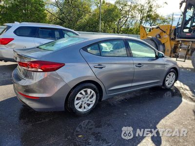 Trzecie zdjęcie samochodu z tyłu: 2018 HYUNDAI ELANTRA SE VIN:KMHD74LF7JU572676 - miniatura
