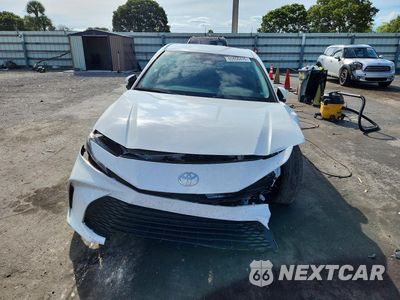 Piąte zdjęcie samochodu w środku: 2025 TOYOTA CAMRY LE VIN:4T1DAACKXSU207004 - miniatura