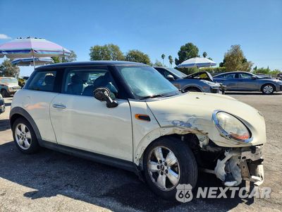 Czwarte zdjęcie samochodu z boku: 2016 MINI COOPER VIN:WMWXP5C52G2D14777 - miniatura