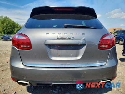 Zdjęcie 6 z 13 samochodu: 2012 PORSCHE CAYENNE S VIN:WP1AB2A24CLA50055 - miniatura