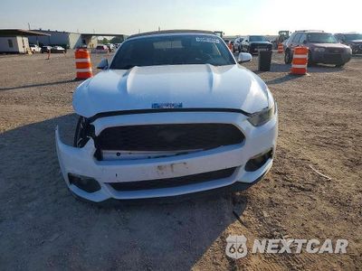Piąte zdjęcie samochodu w środku: 2016 FORD MUSTANG VIN:1FATP8UHXG5226721 - miniatura