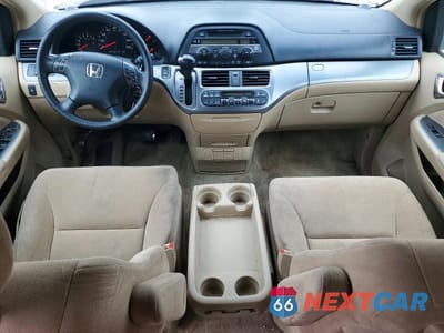 Zdjęcie 8 z 13 samochodu: 2005 HONDA ODYSSEY EX VIN:5FNRL38435B007797 - miniatura