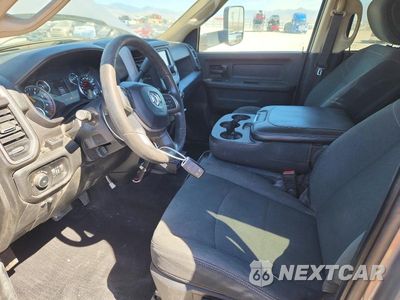 Zdjęcie 7 z 12 samochodu: 2020 RAM 2500 TRADESMAN VIN:3C6UR5CLXLG308777 - miniatura