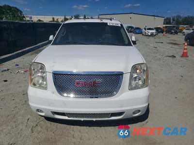 Piąte zdjęcie samochodu w środku: 2007 GMC YUKON DENALI VIN:1GKFK638X7J353461 - miniatura