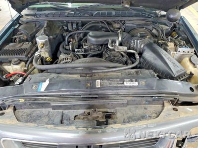 Zdjęcie 11 z 12 samochodu: 1996 GMC SONOMA VIN:1GTDT19W6T8505455 - miniatura
