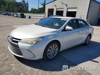 2015 TOYOTA CAMRY HYBRID XLE 4T1BD1FK7FU174902 - główne zdjęcie licytacji z USA - miniatura
