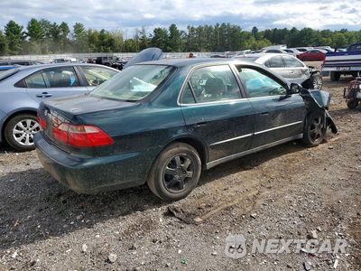 Trzecie zdjęcie samochodu z tyłu: 1999 HONDA ACCORD LX VIN:1HGCG6656XA007605 - miniatura