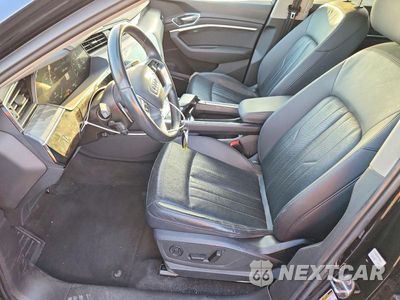 Zdjęcie 7 z 13 samochodu: 2021 AUDI E-TRON PREMIUM PLUS VIN:WA1LAAGE5MB036983 - miniatura
