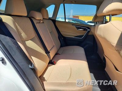 Zdjęcie 11 z 14 samochodu: 2025 TOYOTA RAV4 XLE VIN:2T3W1RFV8SW414642 - miniatura