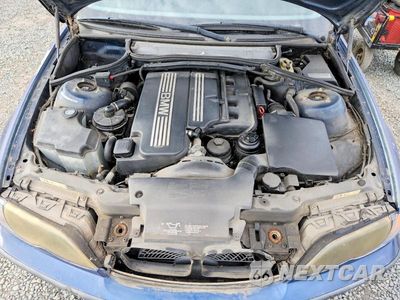 Zdjęcie 11 z 12 samochodu: 2004 BMW 325 IS SULEV VIN:WBAAZ33494KP84535 - miniatura