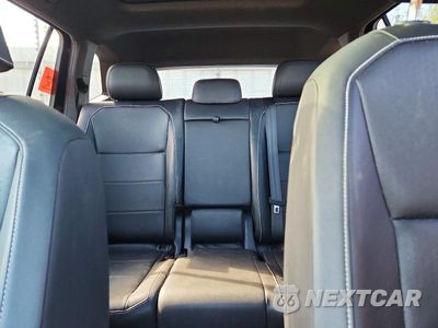 Zdjęcie 10 z 14 samochodu: 2021 VOLKSWAGEN TIGUAN SE VIN:3VV2B7AX1MM017272 - miniatura