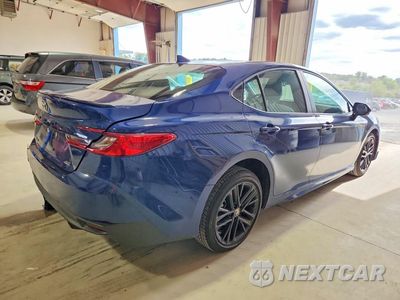 Trzecie zdjęcie samochodu z tyłu: 2026 TOYOTA CAMRY SE VIN:4T1DAACK5TU235665 - miniatura