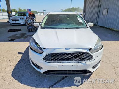 Piąte zdjęcie samochodu w środku: 2016 FORD FOCUS SE VIN:1FADP3K24GL369360 - miniatura