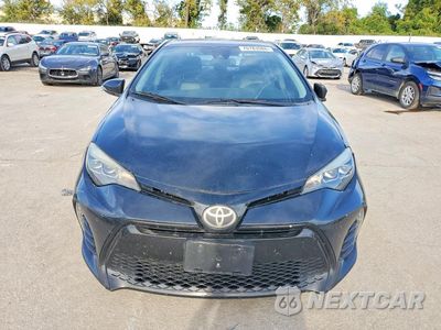 Piąte zdjęcie samochodu w środku: 2017 TOYOTA COROLLA SE VIN:5YFBURHE4HP676700 - miniatura