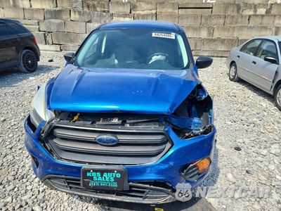 Piąte zdjęcie samochodu w środku: 2017 FORD ESCAPE S VIN:1FMCU0F74HUA74446 - miniatura