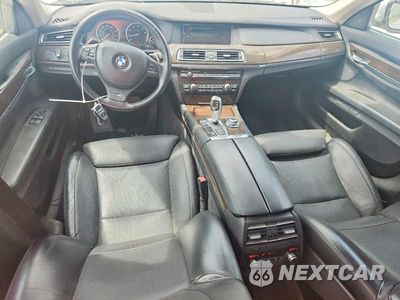 Zdjęcie 8 z 12 samochodu: 2011 BMW 750 LI VIN:WBAKB8C53BCY64743 - miniatura