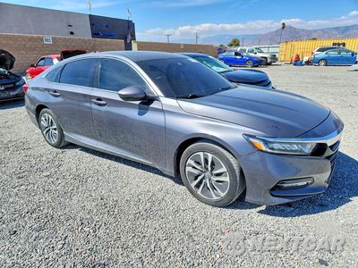 Czwarte zdjęcie samochodu z boku: 2019 HONDA ACCORD HYBRID EXL VIN:1HGCV3F59KA004744 - miniatura