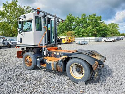 Drugie zdjęcie samochodu z przodu: 2022 TERMINAL INVESTMENT CORP YARD TRUCK VIN:1T9TSTA80NR825014 - miniatura