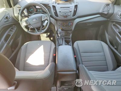 Zdjęcie 8 z 13 samochodu: 2018 FORD ESCAPE S VIN:1FMCU0F7XJUC11945 - miniatura
