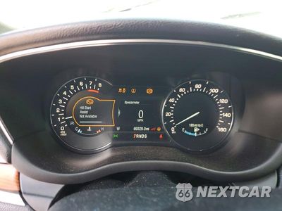 Zdjęcie 9 z 13 samochodu: 2018 LINCOLN MKC SELECT VIN:5LMCJ2C96JUL31197 - miniatura