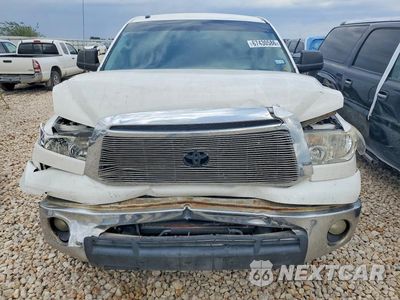 Piąte zdjęcie samochodu w środku: 2013 TOYOTA TUNDRA CREWMAX SR5 VIN:5TFDW5F10DX282876 - miniatura