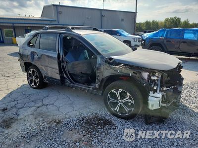 Czwarte zdjęcie samochodu z boku: 2025 TOYOTA RAV4 XSE VIN:JTMFB3FV7SD235418 - miniatura