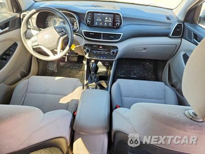Zdjęcie 8 z 13 samochodu: 2019 HYUNDAI TUCSON SE VIN:KM8J2CA41KU943359 - miniatura