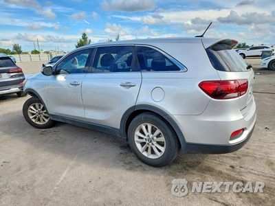 Drugie zdjęcie samochodu z przodu: 2019 KIA SORENTO LX VIN:5XYPG4A31KG499124 - miniatura