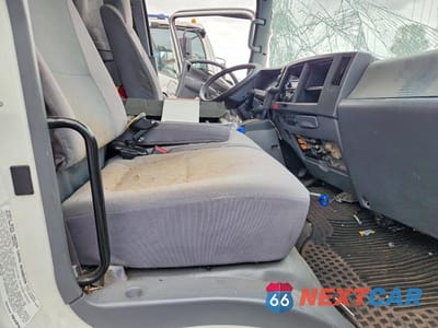 Zdjęcie 11 z 13 samochodu: 2016 ISUZU NPR HD VIN:JALC4W160G7004430 - miniatura