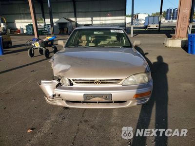Piąte zdjęcie samochodu w środku: 1995 TOYOTA CAMRY XLE VIN:4T1GK13E9SU109845 - miniatura
