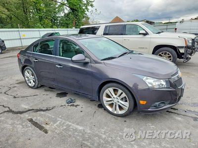 Czwarte zdjęcie samochodu z boku: 2014 CHEVROLET CRUZE LTZ VIN:1G1PG5SB6E7304141 - miniatura