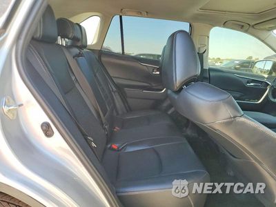 Zdjęcie 11 z 13 samochodu: 2019 TOYOTA RAV4 XLE PREMIUM VIN:2T3C1RFV8KC011880 - miniatura