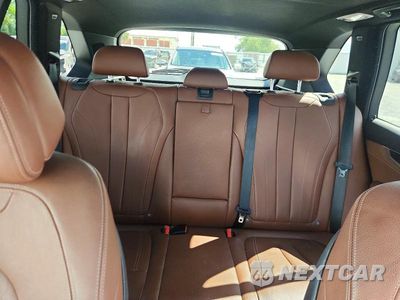 Zdjęcie 10 z 13 samochodu: 2018 BMW X5 XDR40E VIN:5UXKT0C5XJ0W02931 - miniatura